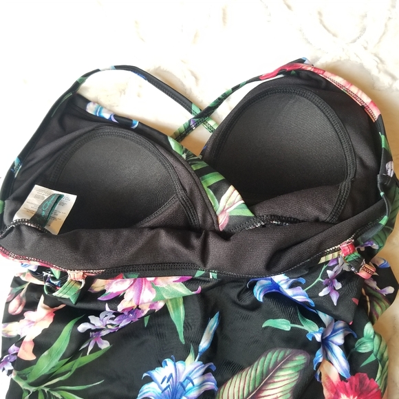 Aqua Green Tropical Floral One Piece Swimsuit - Picture 8 of 15